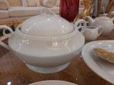 سرویس چینی ۱۸۸ پارچه مدل بهناز
