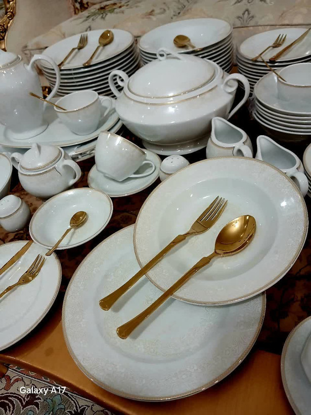 سرويس چینی ۱۲ نفره 90 پارچه مدل رسپینا